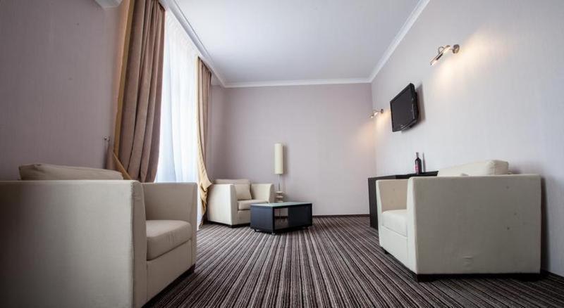 Optima Sumy Quarto foto